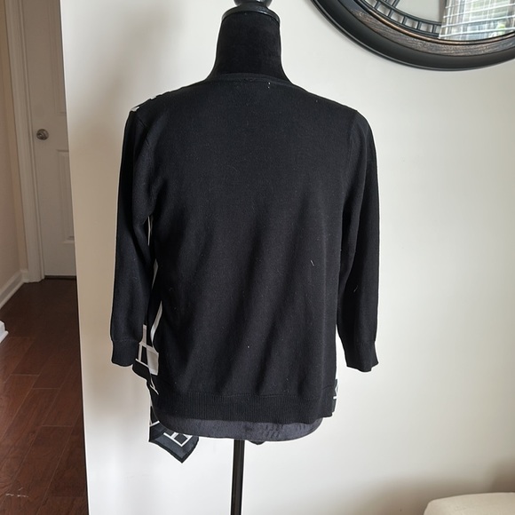 NEW York &  Co Lightweight Cardigan - Picture 3 of 9